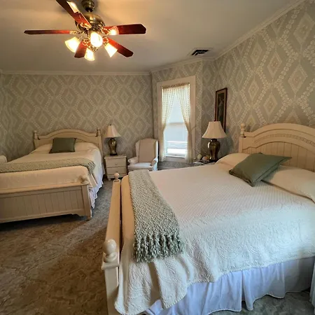 Market St Manor Bed And Breakfast-3